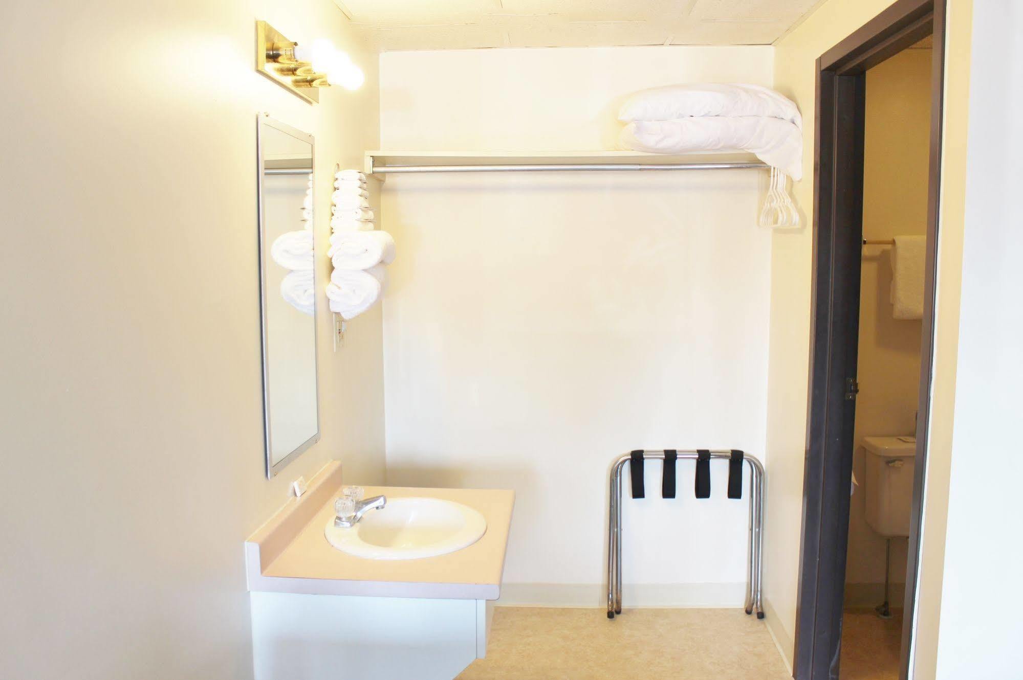 Otter Creek Inn Alexandria Bay Ngoại thất bức ảnh
